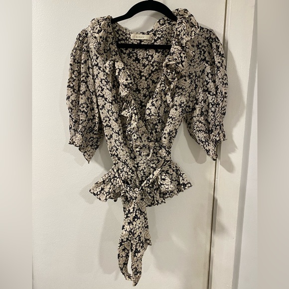DOEN viola wrap top sz Small ruffled tie waist floral blouse - Picture 4 of 11